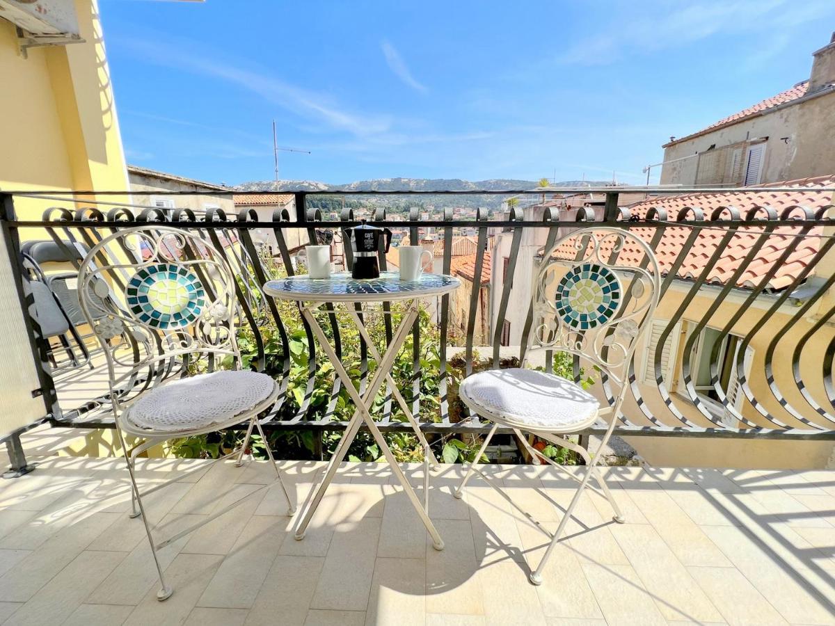 King Residence Old Town Rab - Adults Only Rab Town Buitenkant foto